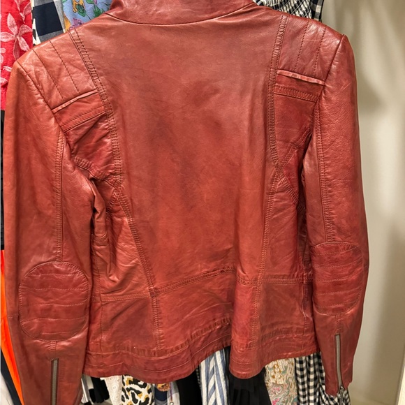 Red Leather Bernardo jacket. Size small. Only worn a couple of times. Like new. - Picture 4 of 5